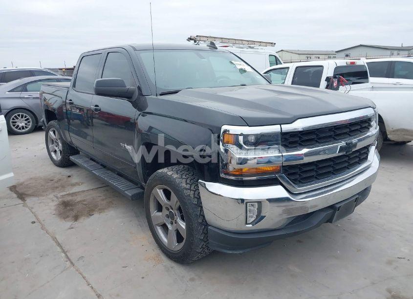 2018 Chevrolet Silverado 1500 1LT (VIN 3GCPCREC5JG597351) main photo