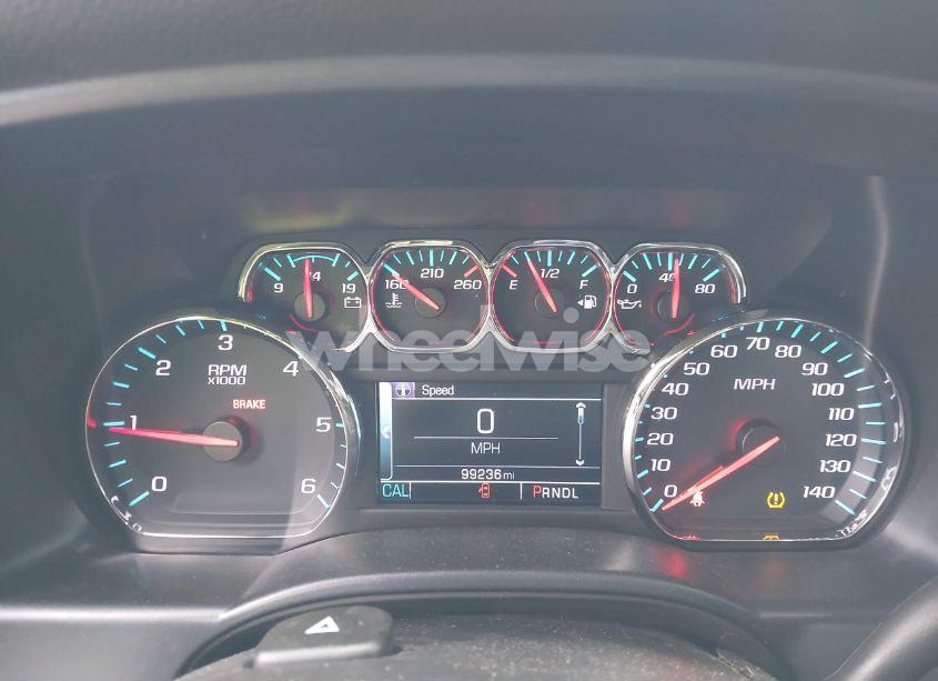 Photo 15 of 2018 Chevrolet Silverado 1500 1LT (VIN 3GCPCREC5JG597351)