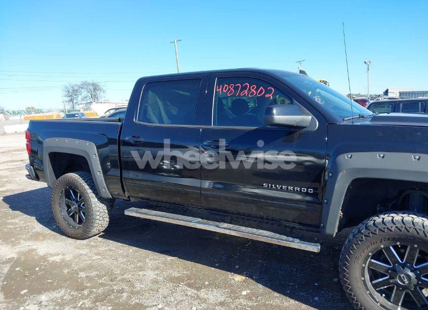 Photo 13 of 2018 Chevrolet Silverado 1500 1LT (VIN 3GCPCREC5JG611006)