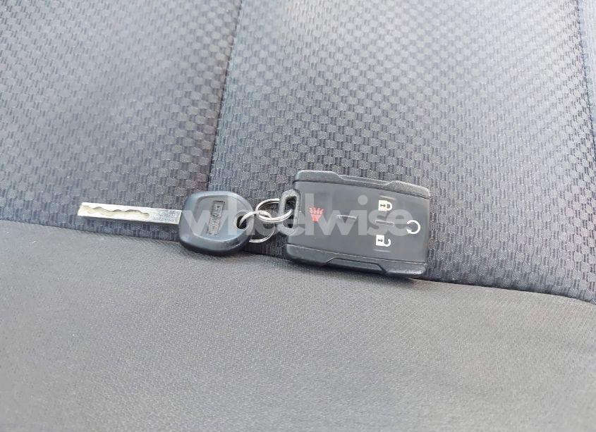 Photo 11 of 2015 Chevrolet Silverado 1500 1LT (VIN 3GCPCREC6FG266060)