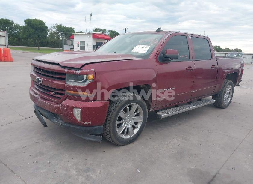 Photo 2 of 2016 Chevrolet Silverado 1500 1LT (VIN 3GCPCREC6GG141173)