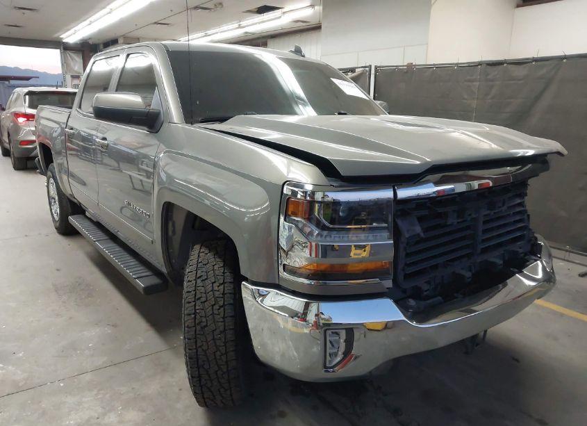 2017 Chevrolet Silverado 1500 1LT (VIN 3GCPCREC6HG309055) main photo