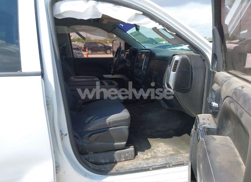 Photo 5 of 2017 Chevrolet Silverado 1500 1LT (VIN 3GCPCREC6HG311064)