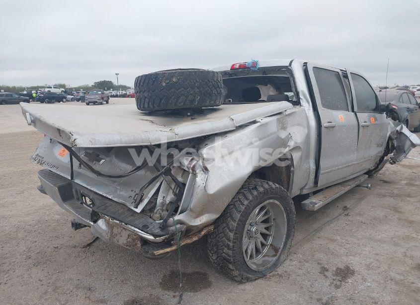 Photo 4 of 2017 Chevrolet Silverado 1500 1LT (VIN 3GCPCREC6HG500698)