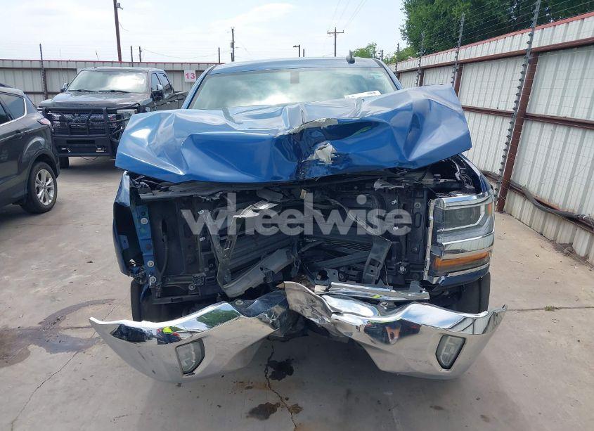 Photo 13 of 2018 Chevrolet Silverado 1500 1LT (VIN 3GCPCREC6JG280551)