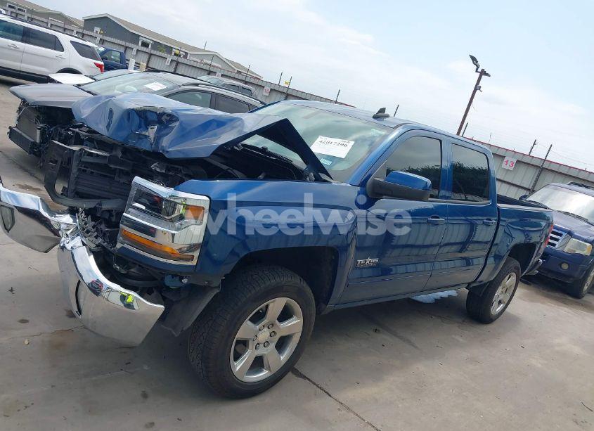 Photo 15 of 2018 Chevrolet Silverado 1500 1LT (VIN 3GCPCREC6JG280551)