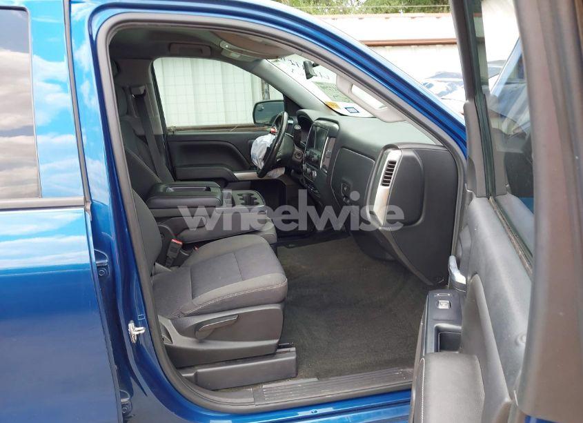 Photo 5 of 2018 Chevrolet Silverado 1500 1LT (VIN 3GCPCREC6JG280551)