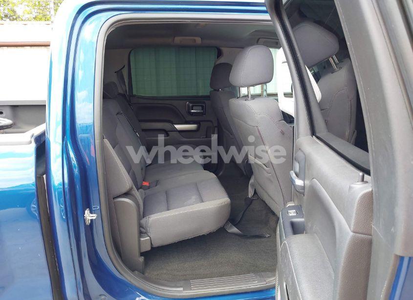 Photo 8 of 2018 Chevrolet Silverado 1500 1LT (VIN 3GCPCREC6JG280551)