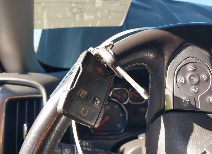 Photo 11 of 2018 Chevrolet Silverado 1500 1LT (VIN 3GCPCREC6JG348606)