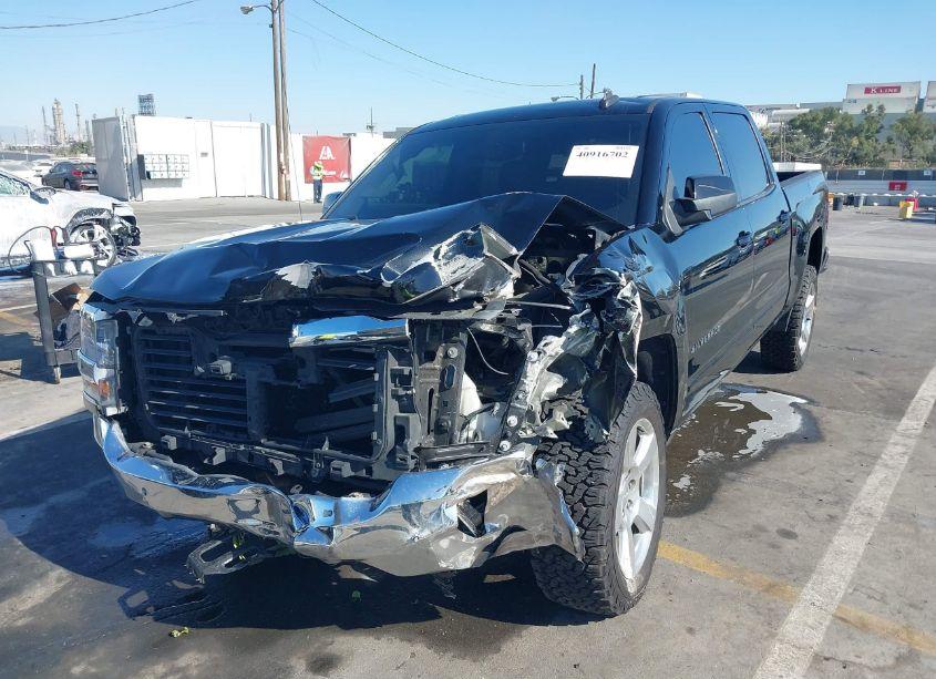 Photo 6 of 2018 Chevrolet Silverado 1500 1LT (VIN 3GCPCREC6JG348606)