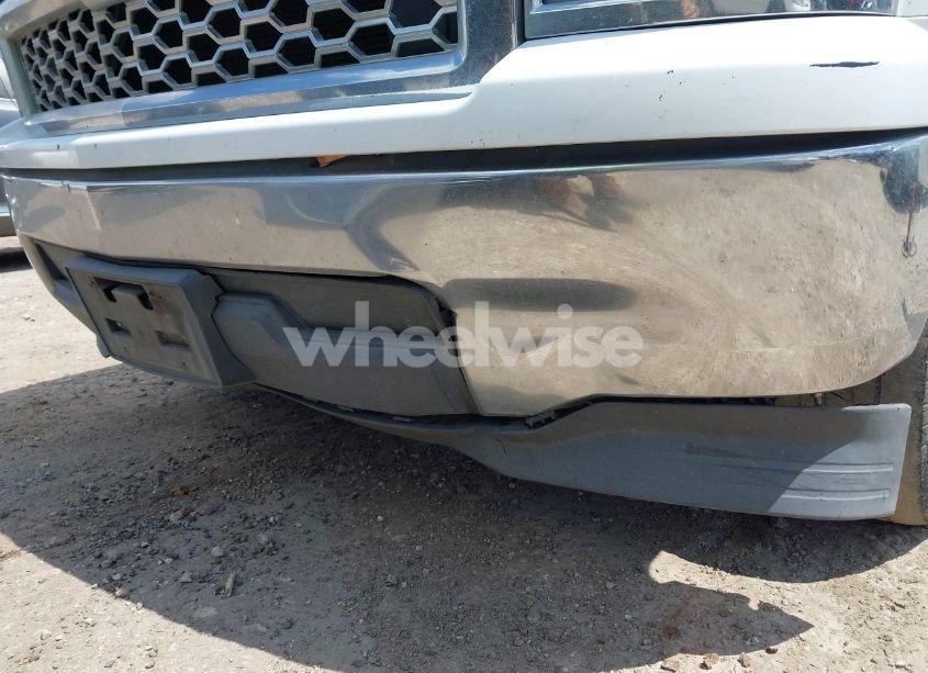 Photo 6 of 2015 Chevrolet Silverado 1500 1LT (VIN 3GCPCREC7FG107676)