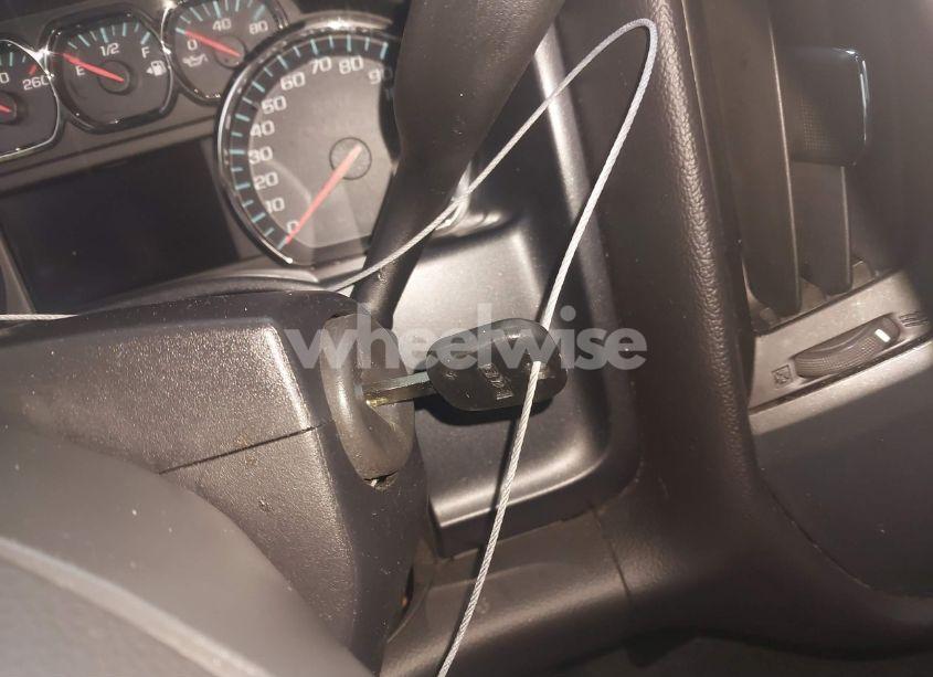 Photo 11 of 2015 Chevrolet Silverado 1500 1LT (VIN 3GCPCREC7FG149961)