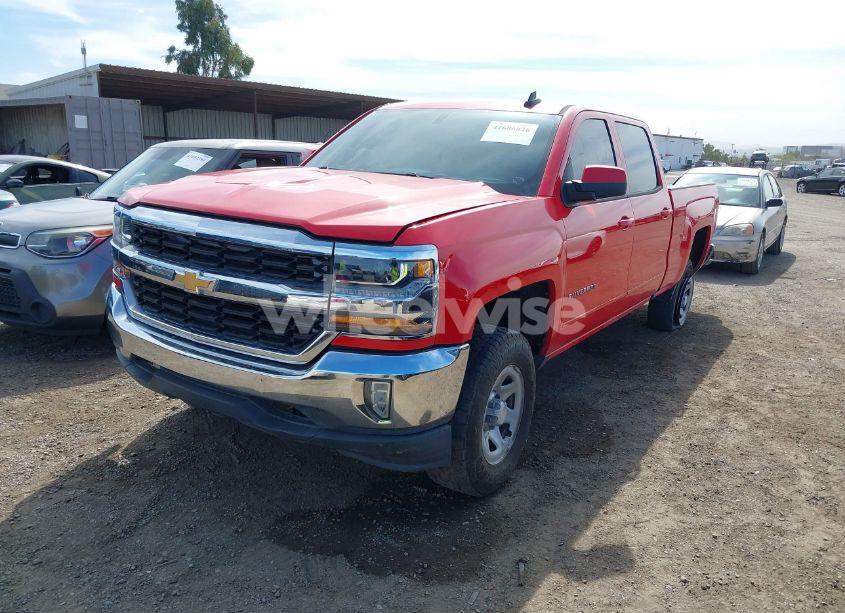 Photo 2 of 2017 Chevrolet Silverado 1500 1LT (VIN 3GCPCREC7HG172689)