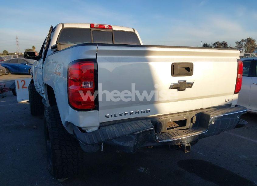 Photo 3 of 2017 Chevrolet Silverado 1500 1LT (VIN 3GCPCREC7HG396061)