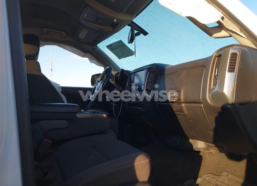 Photo 5 of 2017 Chevrolet Silverado 1500 1LT (VIN 3GCPCREC7HG396061)