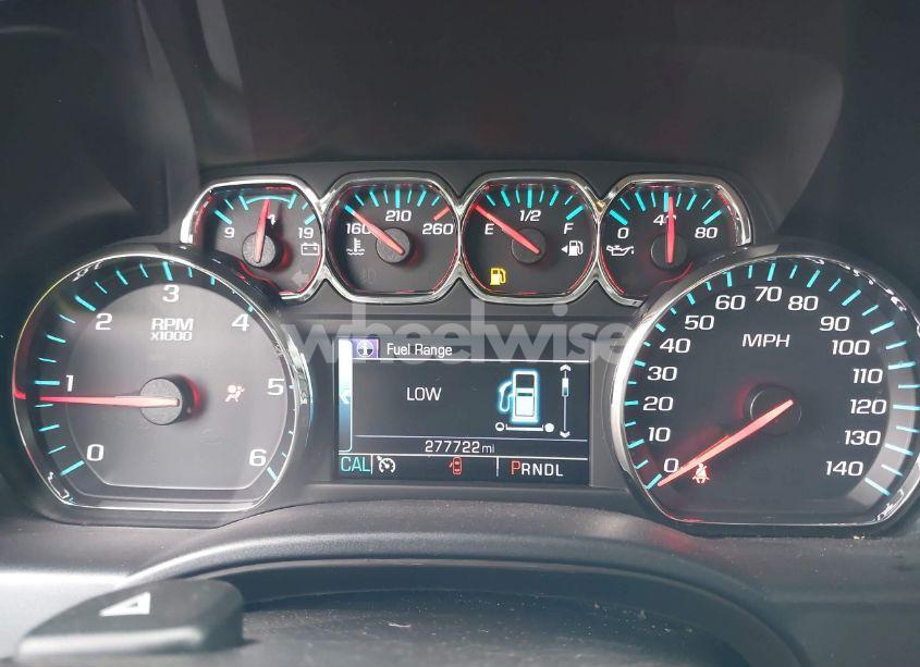 Photo 7 of 2018 Chevrolet Silverado 1500 1LT (VIN 3GCPCREC7JG111574)