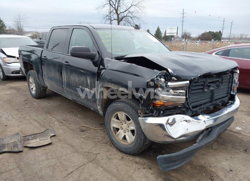 2018 Chevrolet Silverado 1500 1LT (VIN 3GCPCREC7JG127838) main photo