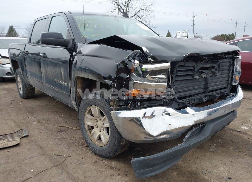 Photo 6 of 2018 Chevrolet Silverado 1500 1LT (VIN 3GCPCREC7JG127838)