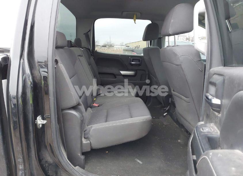 Photo 8 of 2018 Chevrolet Silverado 1500 1LT (VIN 3GCPCREC7JG127838)