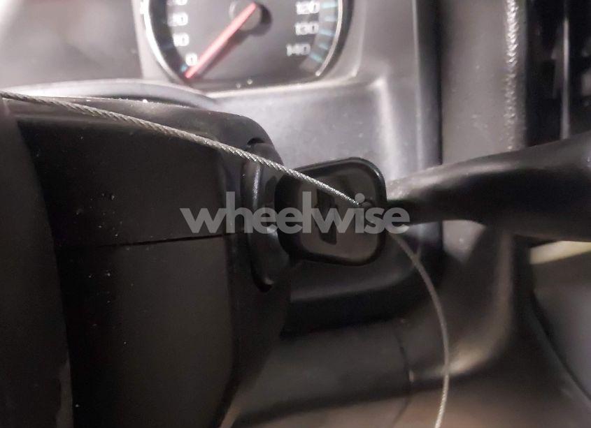 Photo 11 of 2018 Chevrolet Silverado 1500 1LT (VIN 3GCPCREC7JG164372)