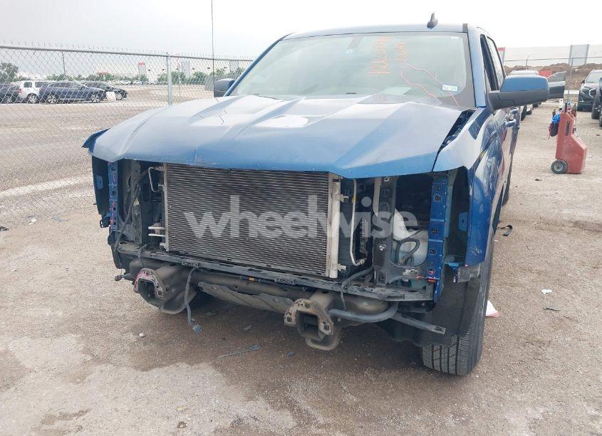 Photo 6 of 2018 Chevrolet Silverado 1500 1LT (VIN 3GCPCREC7JG171077)