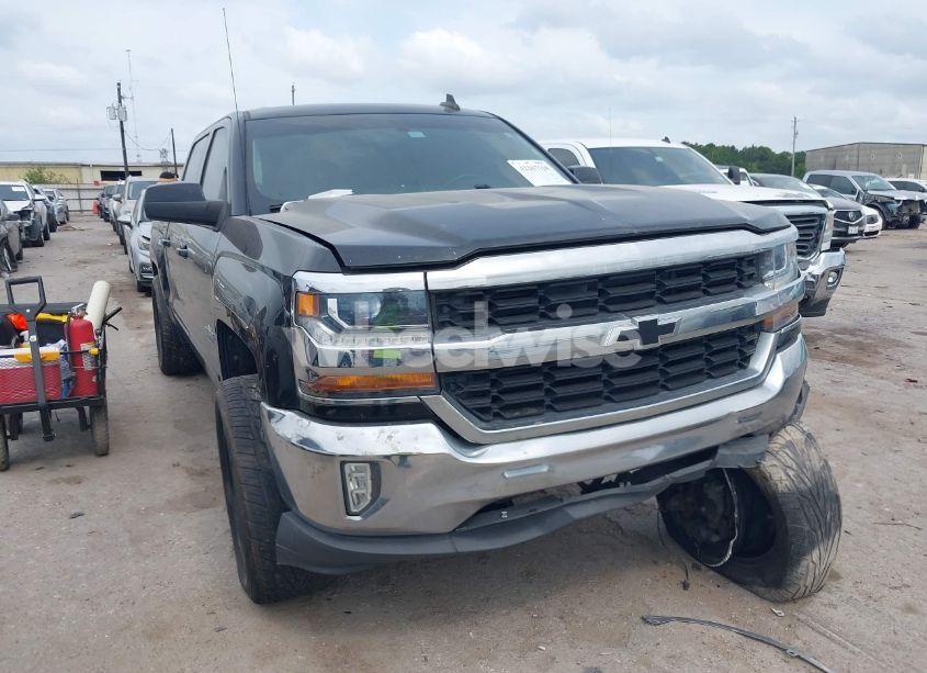 2018 Chevrolet Silverado 1500 1LT (VIN 3GCPCREC7JG441263) main photo