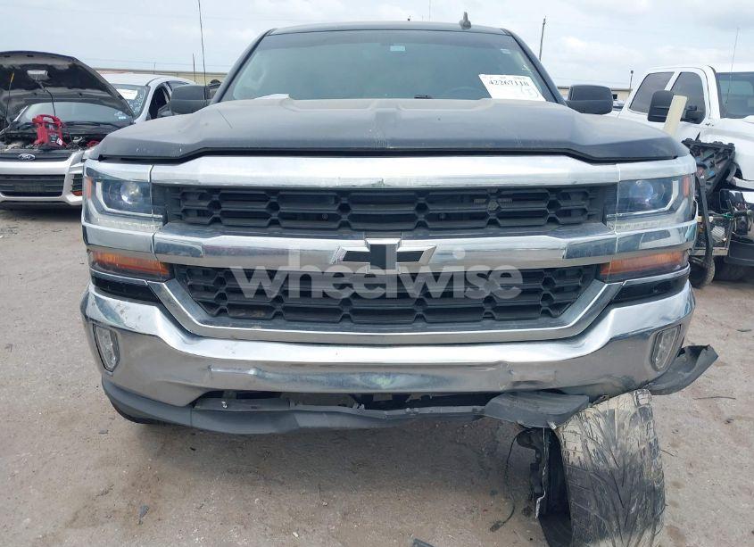 Photo 12 of 2018 Chevrolet Silverado 1500 1LT (VIN 3GCPCREC7JG441263)