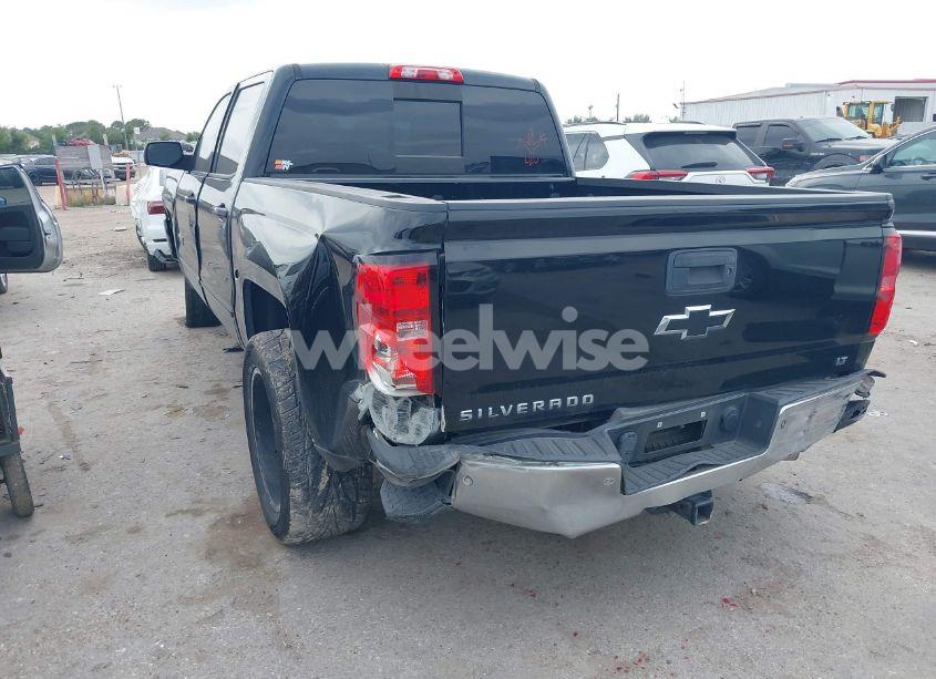 Photo 3 of 2018 Chevrolet Silverado 1500 1LT (VIN 3GCPCREC7JG441263)