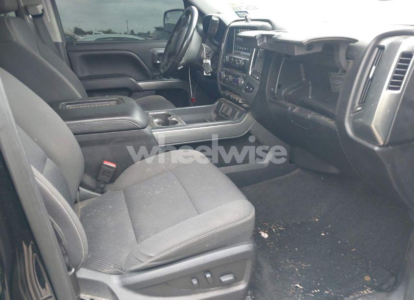 Photo 5 of 2018 Chevrolet Silverado 1500 1LT (VIN 3GCPCREC7JG441263)