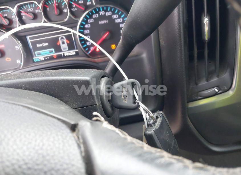 Photo 11 of 2015 Chevrolet Silverado 1500 1LT (VIN 3GCPCREC8FG161827)