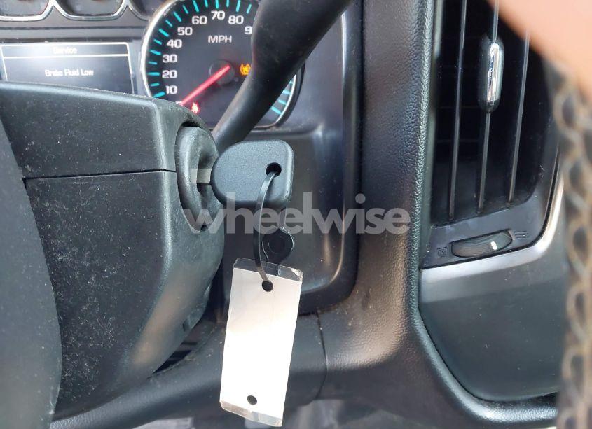 Photo 11 of 2015 Chevrolet Silverado 1500 1LT (VIN 3GCPCREC8FG422048)