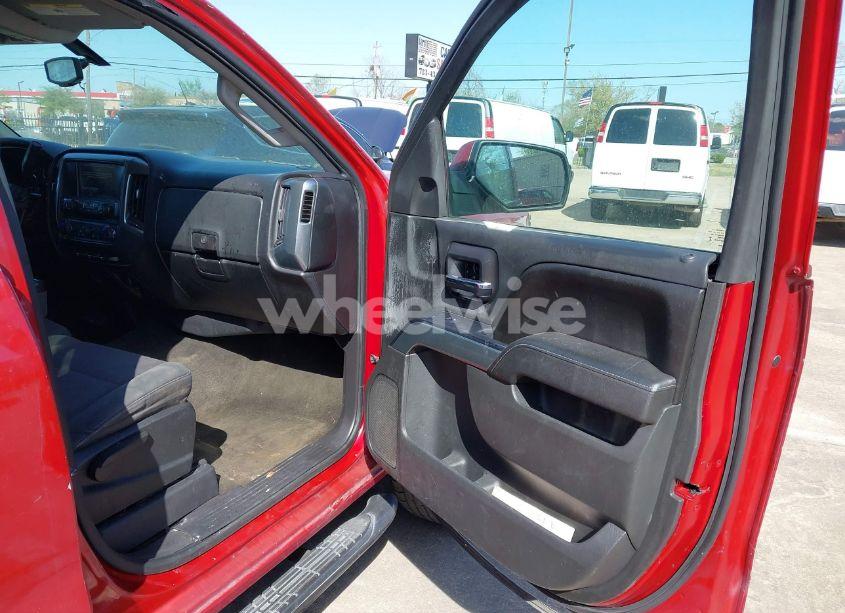 Photo 18 of 2015 Chevrolet Silverado 1500 1LT (VIN 3GCPCREC8FG422048)