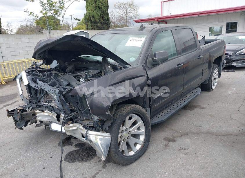 Photo 2 of 2015 Chevrolet Silverado 1500 1LT (VIN 3GCPCREC8FG536759)