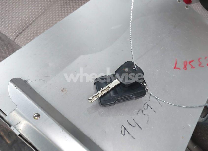 Photo 11 of 2016 Chevrolet Silverado 1500 1LT (VIN 3GCPCREC8GG291138)