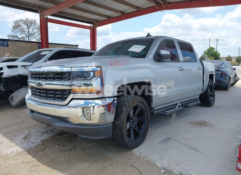 Photo 2 of 2016 Chevrolet Silverado 1500 1LT (VIN 3GCPCREC8GG336143)