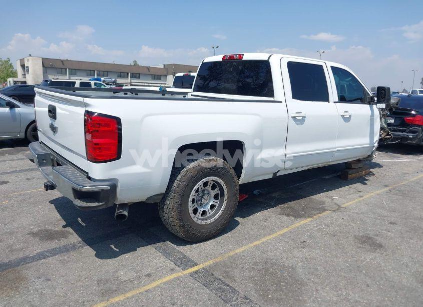 Photo 4 of 2016 Chevrolet Silverado 1500 1LT (VIN 3GCPCREC8GG376500)