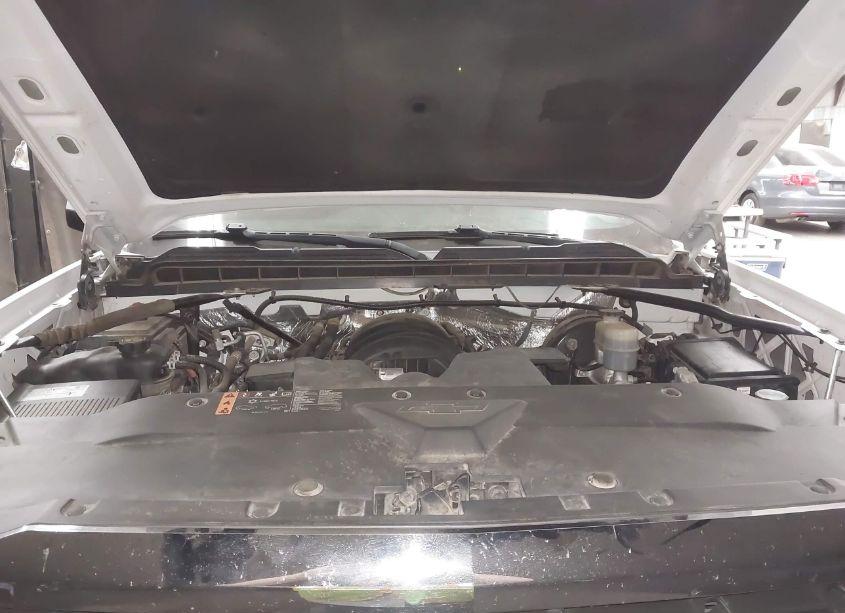 Photo 10 of 2018 Chevrolet Silverado 1500 1LT (VIN 3GCPCREC8JG264559)