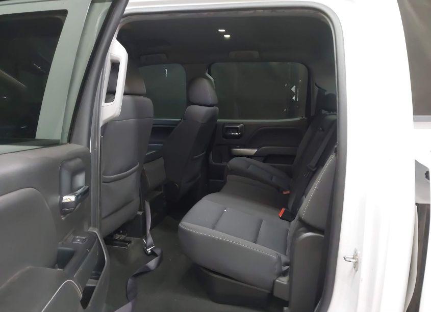 Photo 8 of 2018 Chevrolet Silverado 1500 1LT (VIN 3GCPCREC8JG264559)