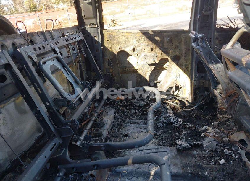 Photo 8 of 2014 Chevrolet Silverado 1500 1LT (VIN 3GCPCREC9EG507172)