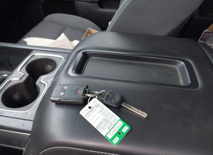 Photo 11 of 2015 Chevrolet Silverado 1500 LT (VIN 3GCPCREC9FG380828)