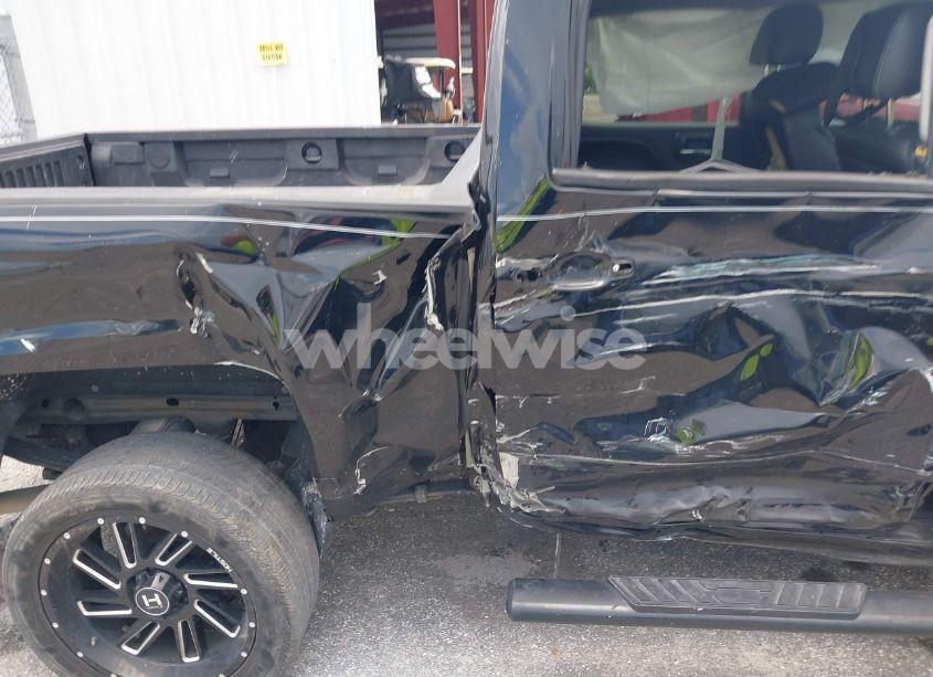 Photo 18 of 2015 Chevrolet Silverado 1500 1LT (VIN 3GCPCREC9FG468813)