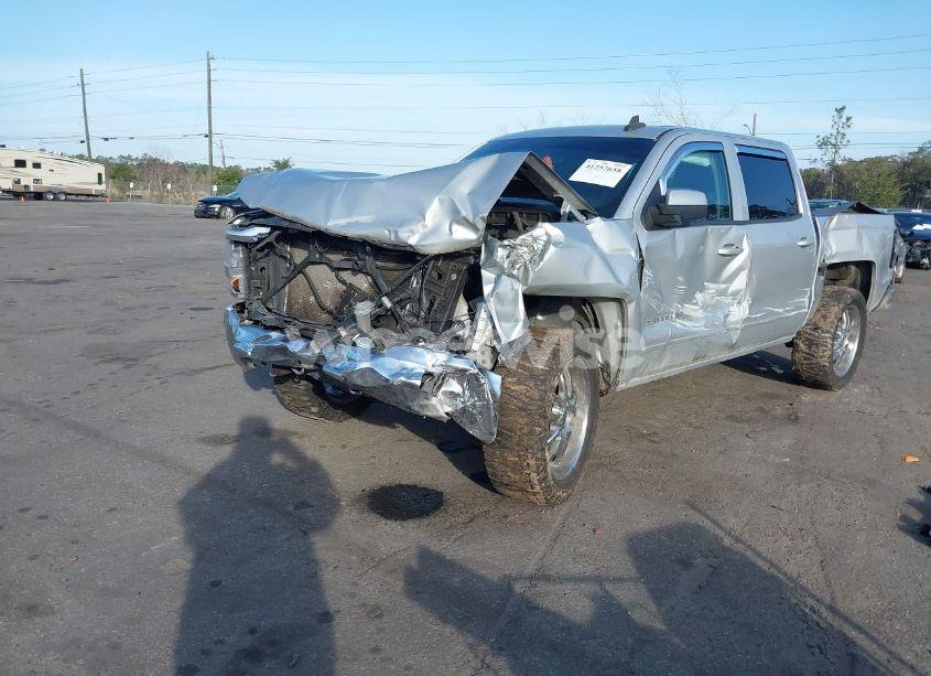 Photo 2 of 2016 Chevrolet Silverado 1500 1LT (VIN 3GCPCREC9GG105669)