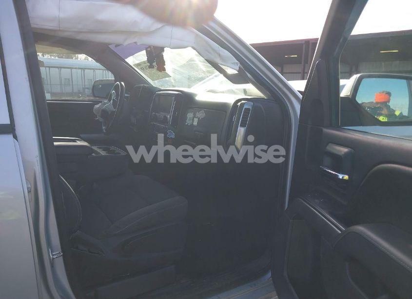 Photo 5 of 2016 Chevrolet Silverado 1500 1LT (VIN 3GCPCREC9GG105669)