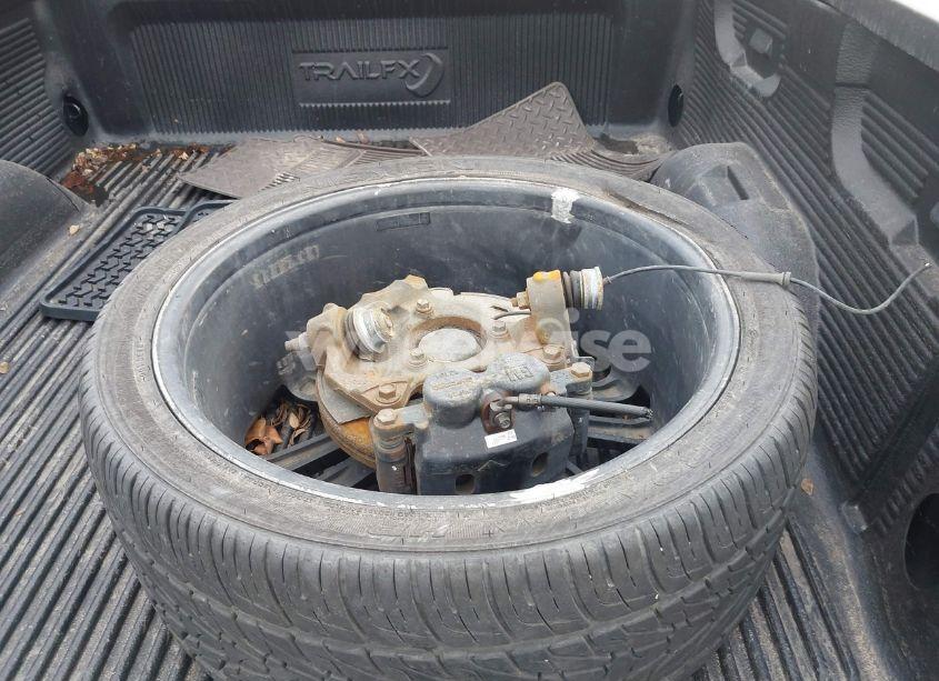 Photo 12 of 2017 Chevrolet Silverado 1500 1LT (VIN 3GCPCREC9HG332636)