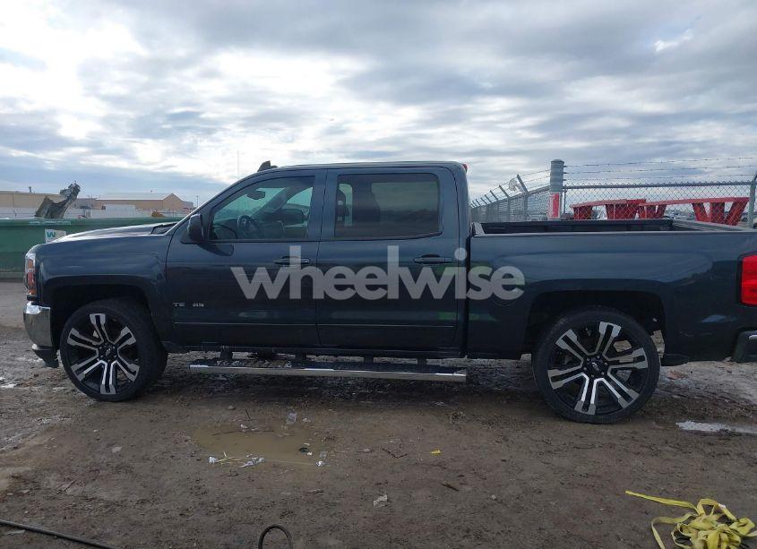 Photo 15 of 2017 Chevrolet Silverado 1500 1LT (VIN 3GCPCREC9HG332636)