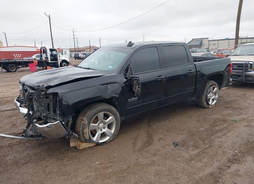 Photo 2 of 2017 Chevrolet Silverado 1500 1LT (VIN 3GCPCREC9HG356645)