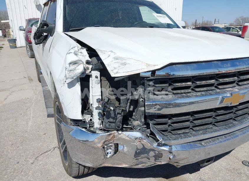 Photo 6 of 2017 Chevrolet Silverado 1500 1LT (VIN 3GCPCREC9HG475103)