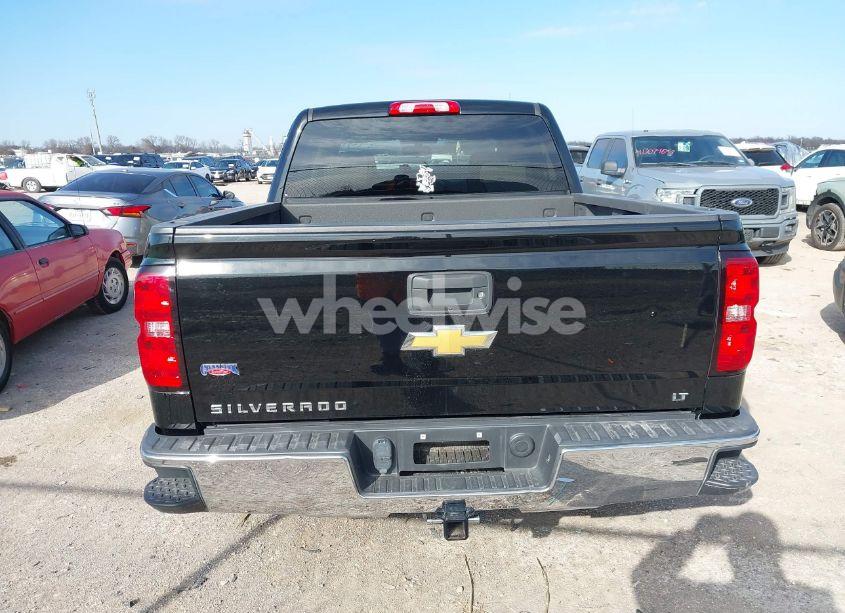 Photo 16 of 2018 Chevrolet Silverado 1500 1LT (VIN 3GCPCREC9JG465936)
