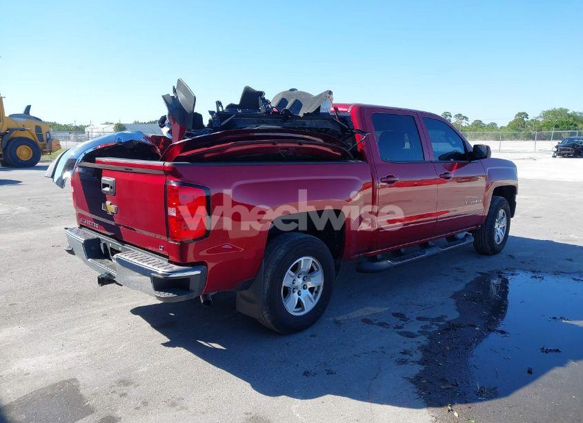 Photo 4 of 2018 Chevrolet Silverado 1500 1LT (VIN 3GCPCREC9JG480114)