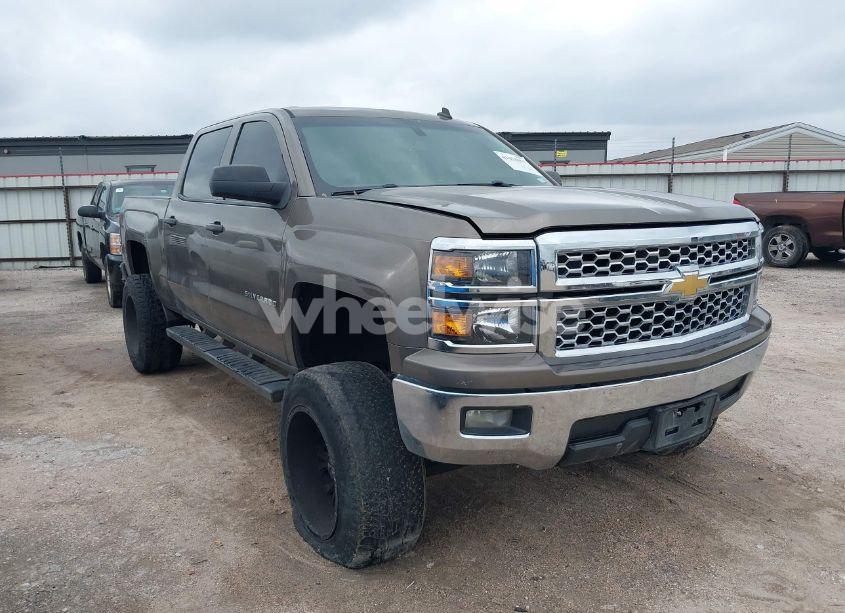 2014 Chevrolet Silverado 1500 1LT (VIN 3GCPCRECXEG561886) main photo